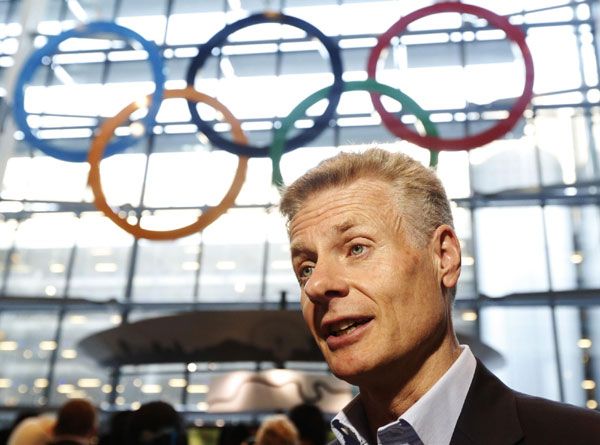 Airport unveils Olympic Rings for London Game