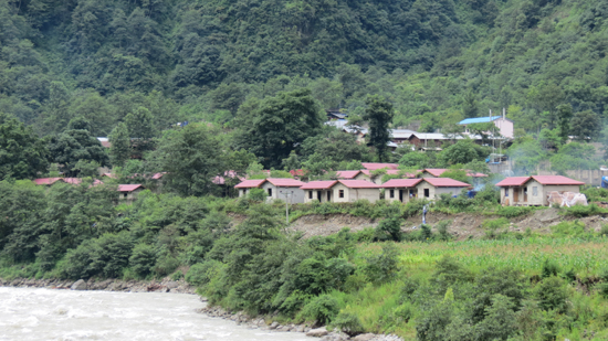 環(huán)境衛(wèi)生提升獨龍江新農(nóng)村建設(shè)品質(zhì)