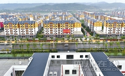 住房和城鄉(xiāng)建設(shè)部副部長仇保興:四川災(zāi)后重建是超越式的重建