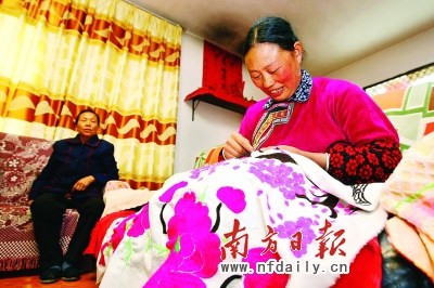 廣東援建汶川從產業角度大力幫扶 為其致富鋪路