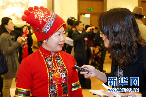 大會堂里的基層代表：定把鄉(xiāng)親的話“捎”到會上