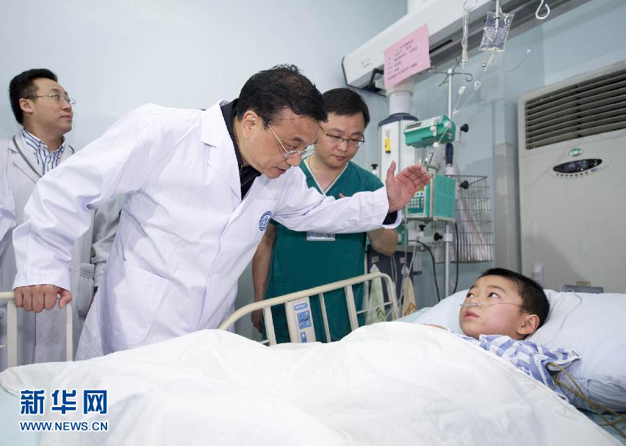 李克強在震區24小時的足跡