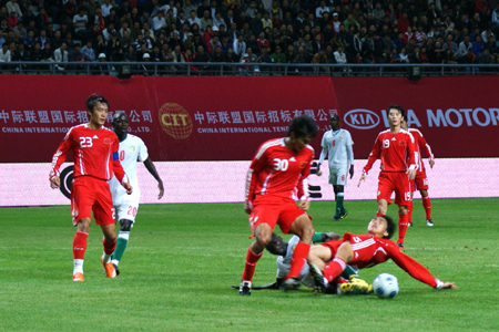 沒輸就算贏了!國足0-0撼平塞內加爾(組圖)