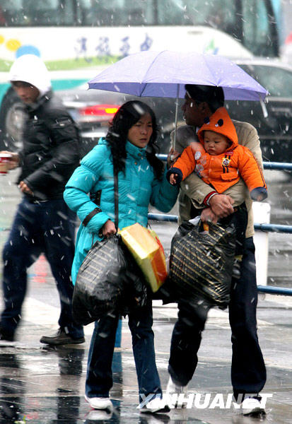 上海迎來今冬最明顯降雪 日最低氣溫將跌破“冰點(diǎn)”