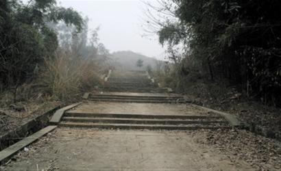 曹操墓未平劉備墓挖聲又起 古墓經(jīng)濟(jì)成增長(zhǎng)點(diǎn)