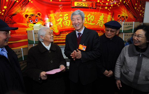 全國(guó)人大代表“兩會(huì)”開(kāi)幕前深入北京社區(qū)調(diào)研