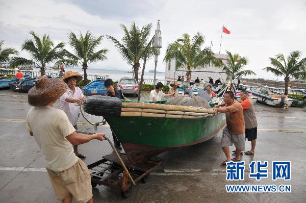 臺風“燦都”已在廣東吳川登陸 預計今晚進入廣西