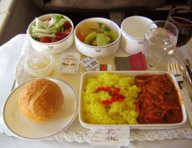 飛機(jī)餐也美味 實拍各國航空公司美味飛機(jī)餐
