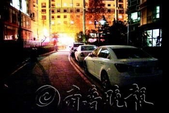 濟(jì)南某小區(qū)大火 居民現(xiàn)場(chǎng)跳樓逃生身亡(組圖)