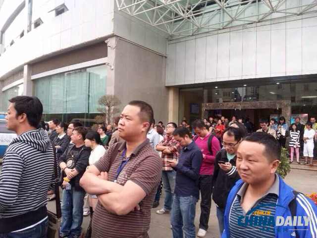 昆明市新聞中心人質(zhì)劫持事件：人質(zhì)被成功解救