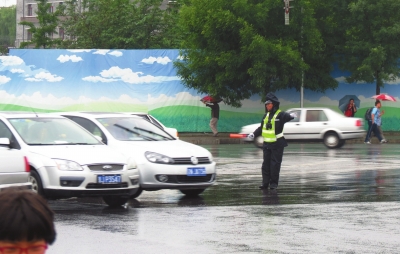 警察待遇將高于地方低于軍隊 制造冤假錯案將終身追究責任
