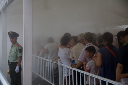 沙特館排隊(duì)通道昨裝噴霧器 近日還有15個(gè)館要裝