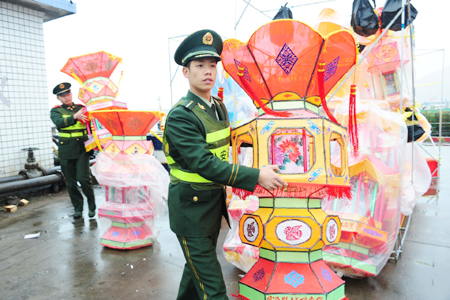 福建:元宵花燈送馬祖
