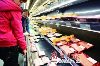 食品生產日期被私改 專家教招查“身份”(圖)