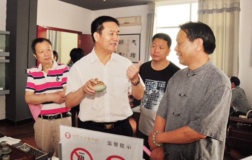 汝州廷懷汝瓷成立河南省博士后研發基地 再創汝窯輝煌