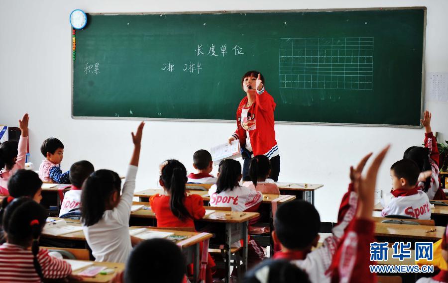 黑龍江洪水災區(qū)積極安置保證學生如期開學