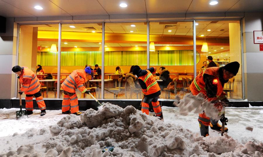“雪不停清不停，雪不凈不收工”——暴雪過后哈爾濱發起清雪“攻堅戰”