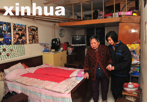 “保姆奶奶”情傳四方 網(wǎng)絡內外愛心潮涌
