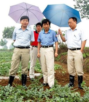 湖北省委稱破格提拔最年輕市長(zhǎng)基于四點(diǎn)考慮