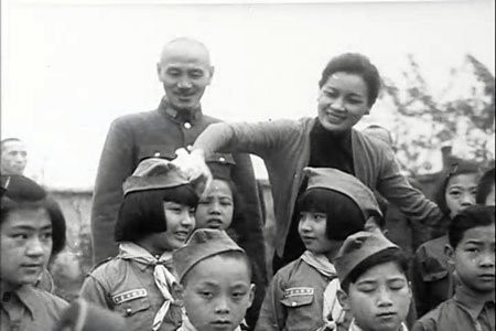 罕見！宋氏三姐妹少女時期合影
