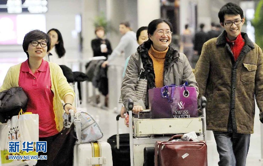 龍年臨近 游子歸來