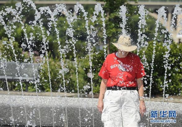 七月高溫折騰南北半球 日本熱死39人