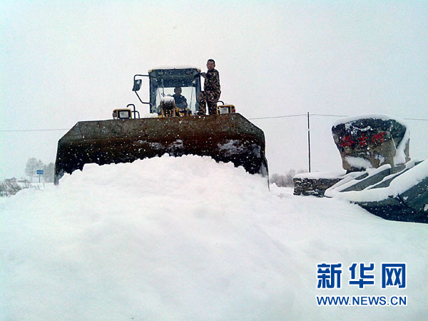 黑龍江漠河遭遇罕見暴雪 24小時內(nèi)降雪量達20毫米