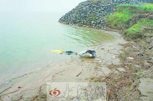司機撞飛男孩逃逸 返現場將尸體裝袋拋入黃河