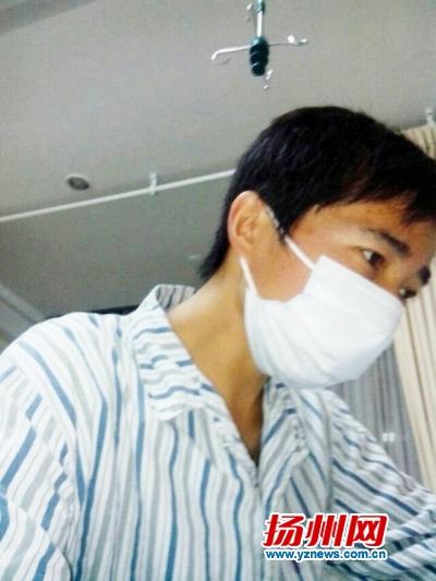 男子打工17年供妹上學(xué) “復(fù)旦妹”棄高薪為兄治病
