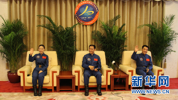 對(duì)話神十乘組：太空之美無與倫比