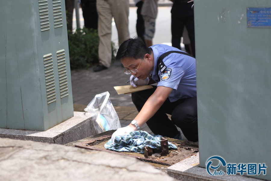 深圳一男子當街揮刀砍人 致6無辜路人死傷