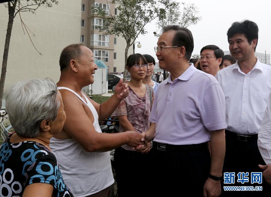 溫家寶:投入市場(chǎng)、群眾滿(mǎn)意是衡量保障性安居工程進(jìn)展好壞最重要的標(biāo)準(zhǔn)