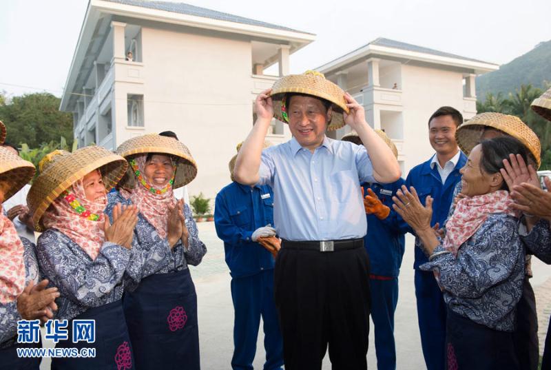 中國日報網年終特別策劃：2013年，習近平的中國足跡[組圖]
