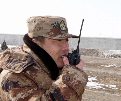 新疆兵團六師共青團農(nóng)場民兵軍訓(xùn)強素質(zhì)
