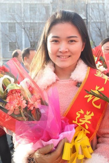 克拉瑪依啟動“鮮花送雷鋒”活動