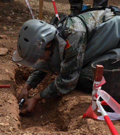“提前考核，敢不敢？”——我國第十一批赴黎維和工兵營掃雷資質認證訓練見聞