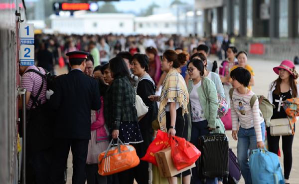 云南大理、麗江火車站旅客發送量增幅創新紀錄