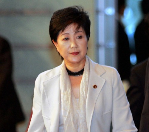 小池百合子：日本誕生首位女防衛大臣
