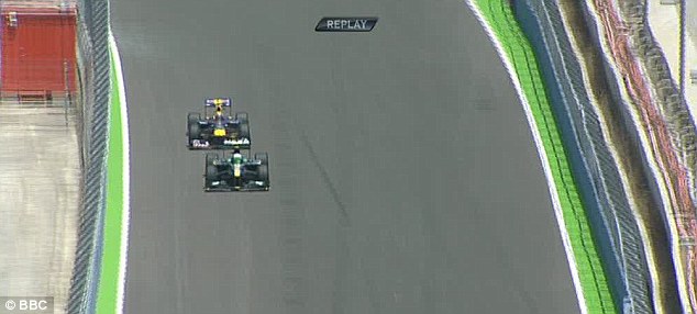 F1賽車被撞空中翻轉360度 車手奇跡生還(組圖)
