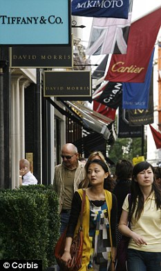 英國：中國游客正取代俄羅斯成為奢侈品最大買家