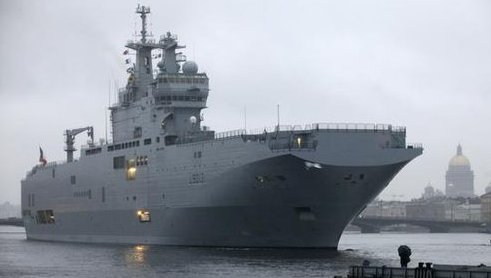 俄欲升級海軍裝備 法制兩棲攻擊艦抵達(dá)圣彼得堡