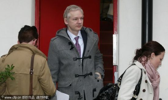 維基解密創(chuàng)始人在英國(guó)出席引渡聽證會(huì)(圖)