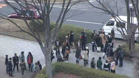 組圖：日本發生8.9級地震 民眾紛紛上街避難