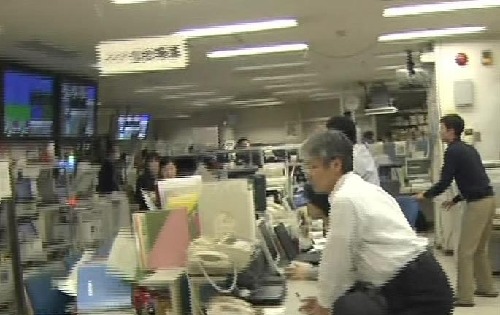 組圖：日本發生8.9級地震 民眾紛紛上街避難