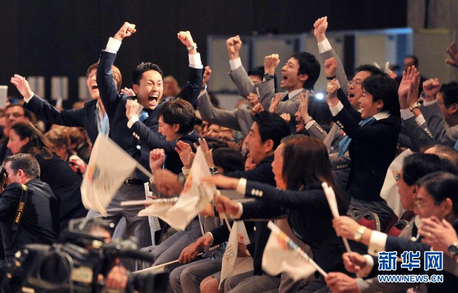 東京獲得2020年夏季奧運會舉辦權 民眾喜極而泣