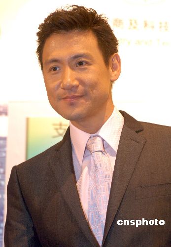 歌神張學友拜神求子(圖)