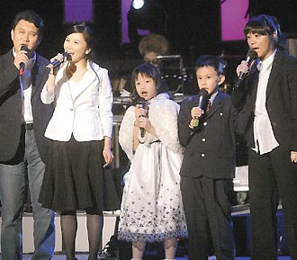 紀(jì)念臺(tái)已故藝人馬兆駿 8金曲帝后獻(xiàn)唱音樂(lè)會(huì)