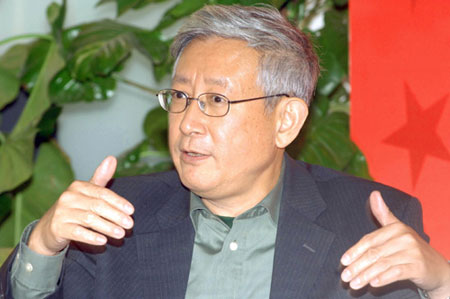 曹景行：香港最大變化就是對(duì)大陸的心態(tài)開(kāi)放