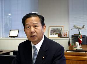 日經(jīng)產(chǎn)相提醒外相在東海問題上要慎重