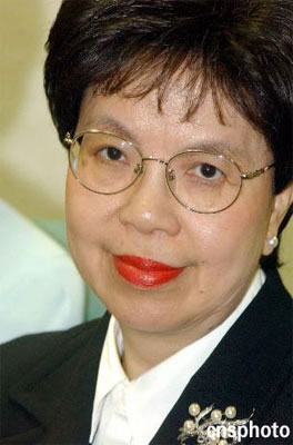 2006年:陳馮富珍